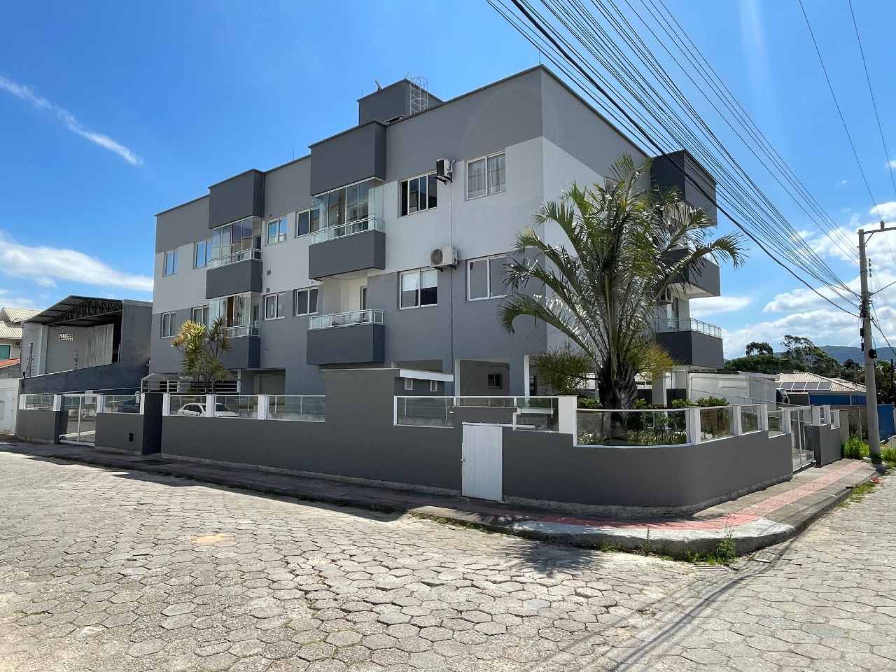Condomínio Fernandes (Bairro Ipiranga – São José/SC)