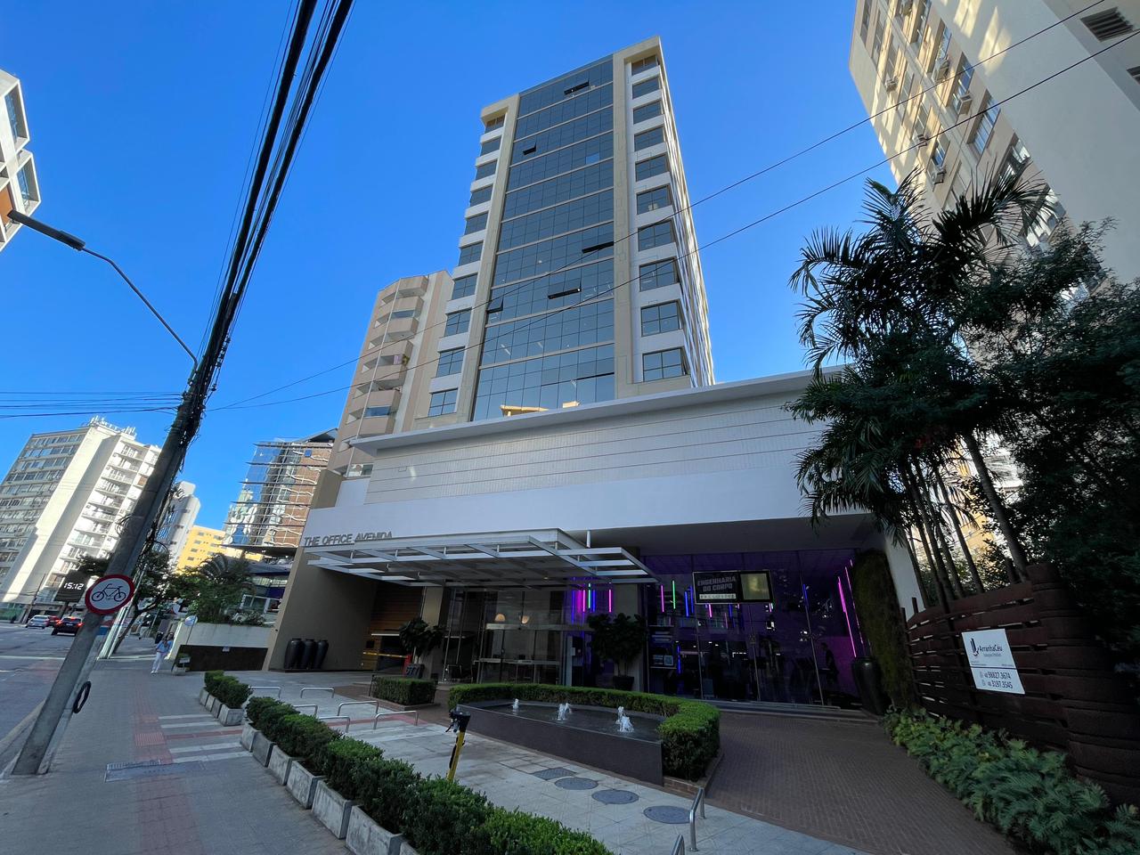 Cond. The Office Avenida (Bairro Centro – Fpolis/SC)